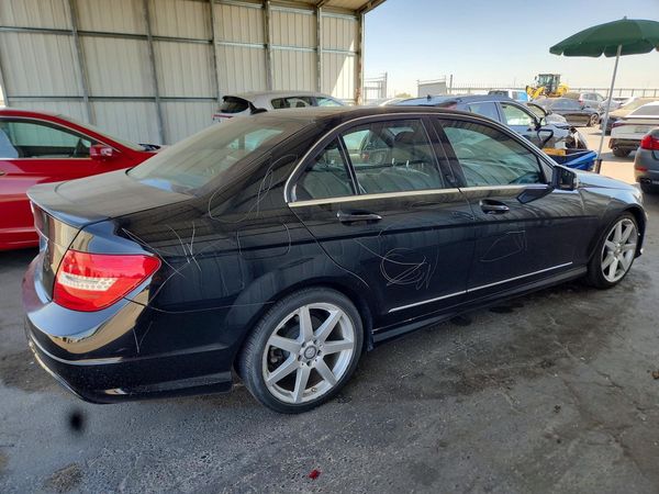 2013 MERCEDES-BENZ C C250