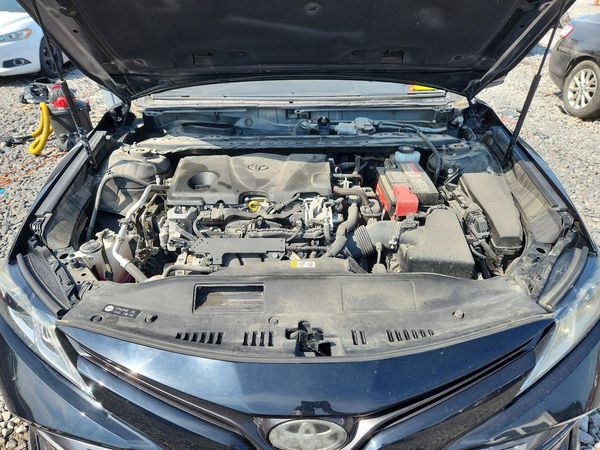 2018 TOYOTA CAMRY LE/SE/XLE/XSE — Engine bay