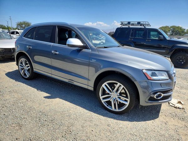 2016 AUDI SQ5 quattro Premium Plus