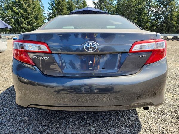 2012 TOYOTA CAMRY