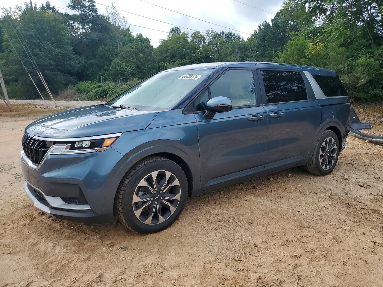 2024 KIA CARNIVAL