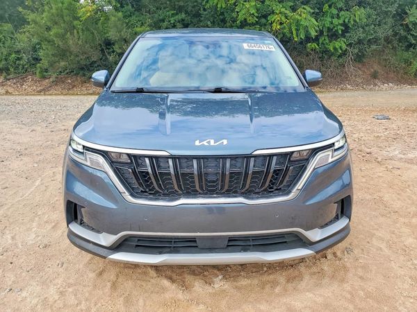 2024 KIA CARNIVAL