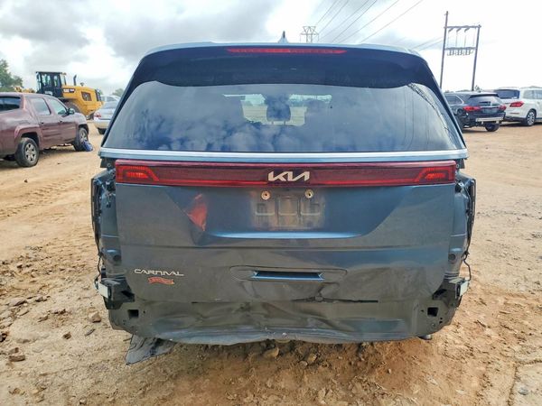 2024 KIA CARNIVAL