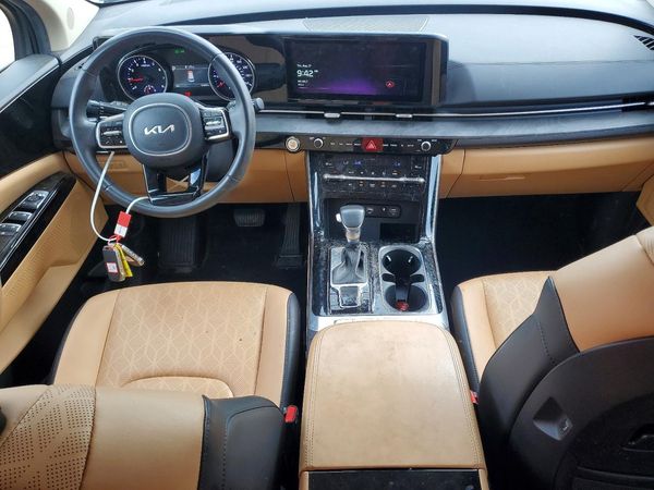 2024 KIA CARNIVAL