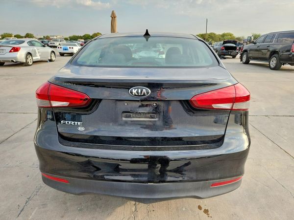 2017 KIA FORTE LX Popular, S
