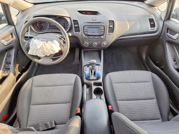 2017 KIA FORTE LX Popular, S