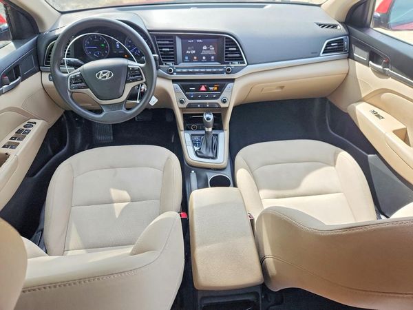 2018 HYUNDAI ELANTRA