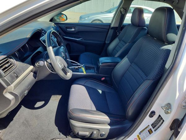 2015 TOYOTA CAMRY — DENT