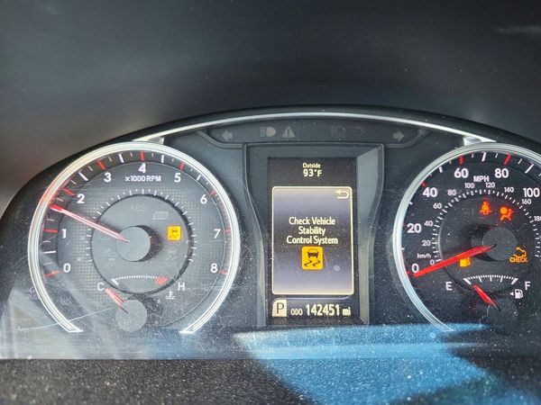2015 TOYOTA CAMRY — ODOM