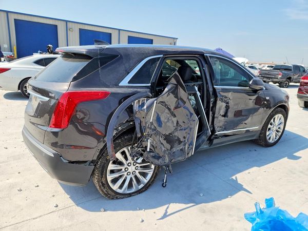 2019 CADILLAC XT5 Platinum