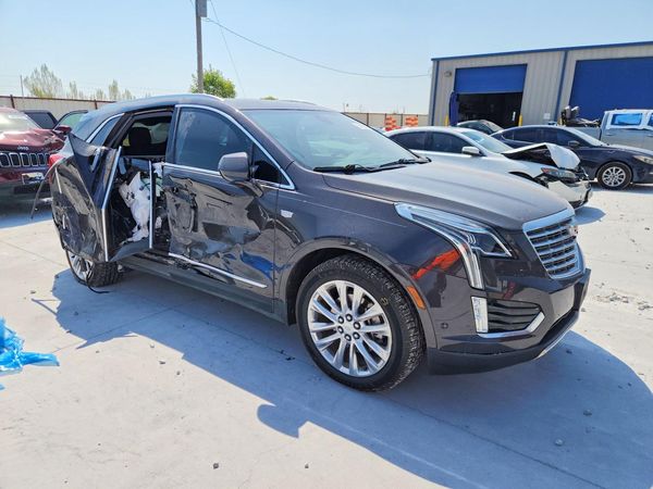 2019 CADILLAC XT5 Platinum