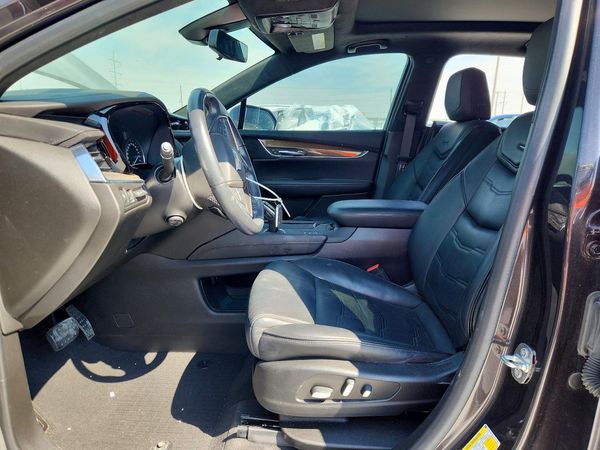 2019 CADILLAC XT5 Platinum