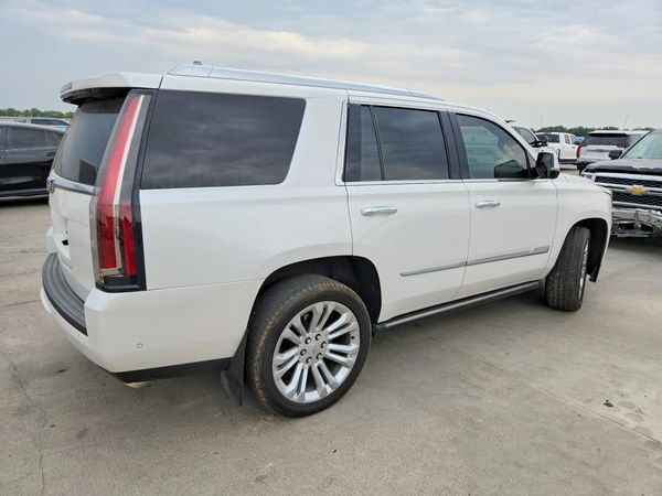 2018 CADILLAC ESCALADE