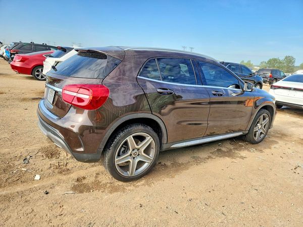 2017 MERCEDES-BENZ GLA