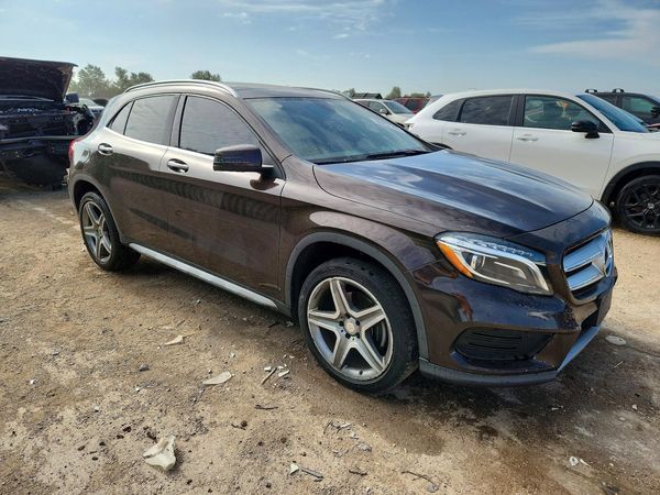2017 MERCEDES-BENZ GLA