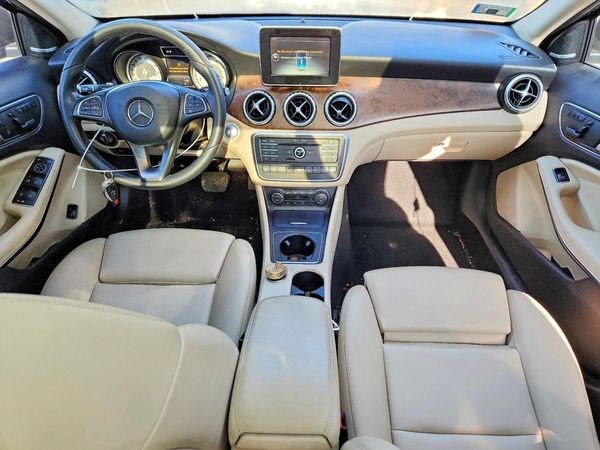 2017 MERCEDES-BENZ GLA