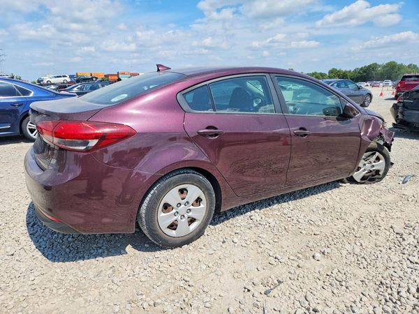 2017 KIA FORTE LX Base