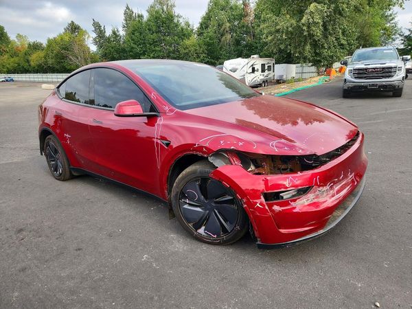 2026 TESLA MODEL Y