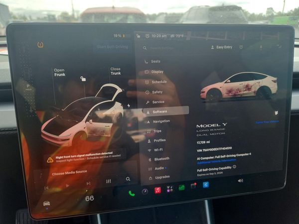 2026 TESLA MODEL Y