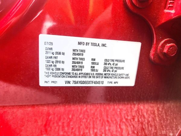 2026 TESLA MODEL Y