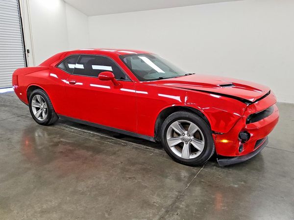 2017 DODGE CHALLENGER SXT