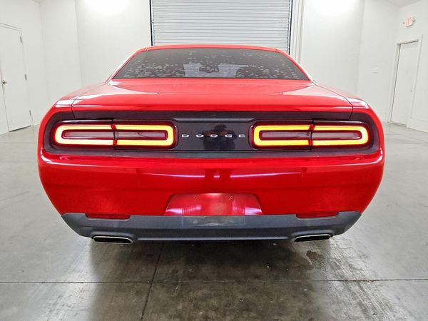 2017 DODGE CHALLENGER SXT
