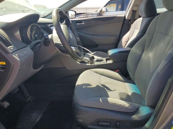 2013 HYUNDAI SONATA GLS/ GLS Popular
