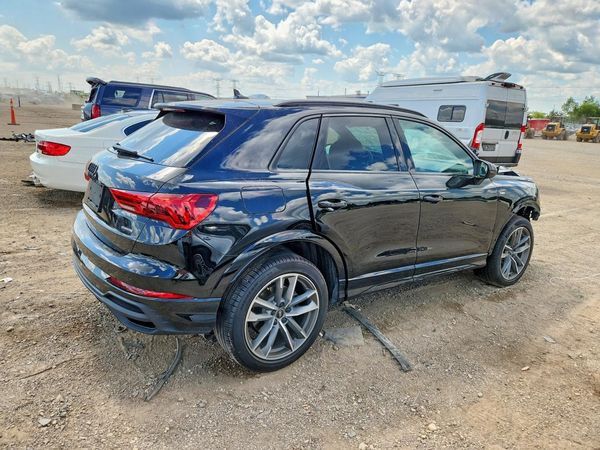2024 AUDI Q3