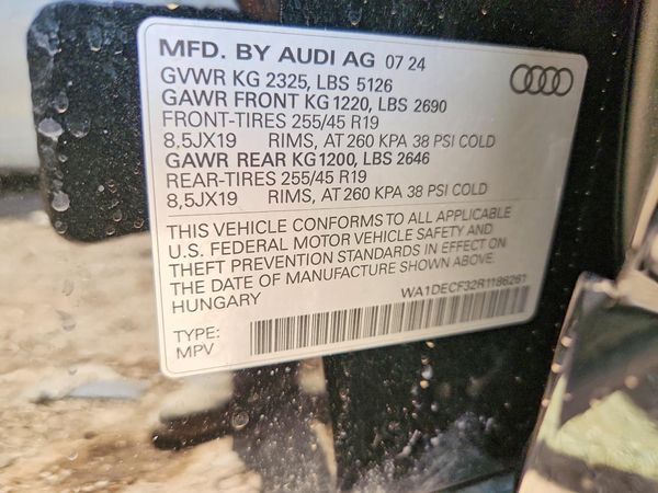 2024 AUDI Q3