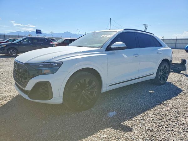 2025 AUDI Q8