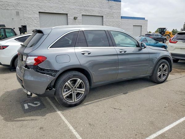 2019 MERCEDES-BENZ GLC