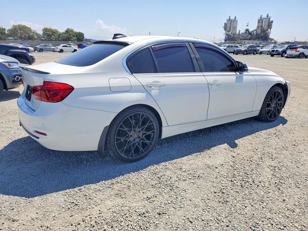 2017 BMW 330