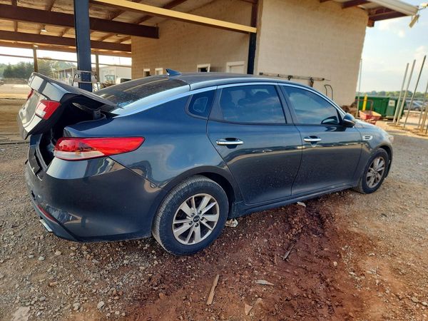 2016 KIA OPTIMA GL