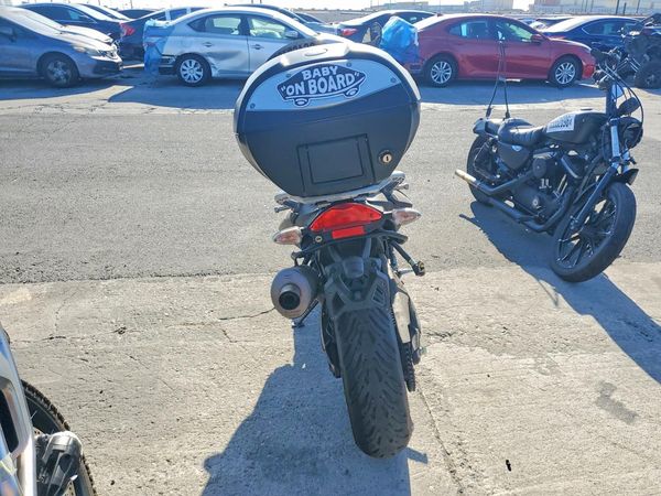 2012 BMW F800
