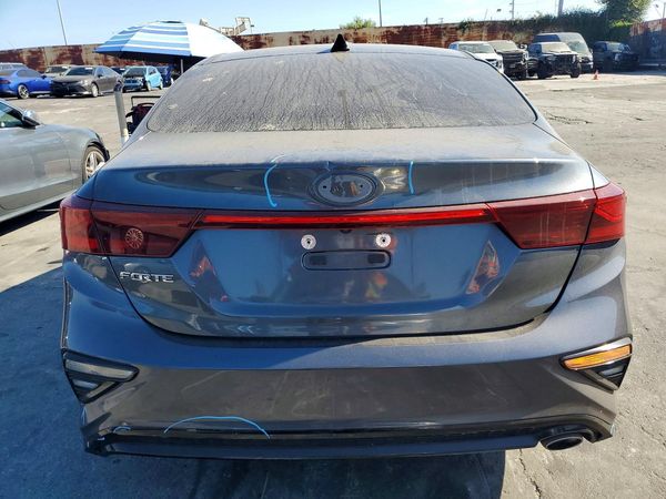 2021 KIA FORTE