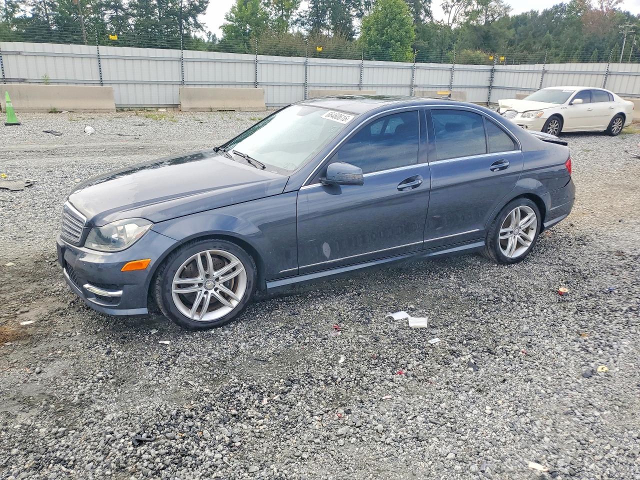 2013 MERCEDES-BENZ C C300