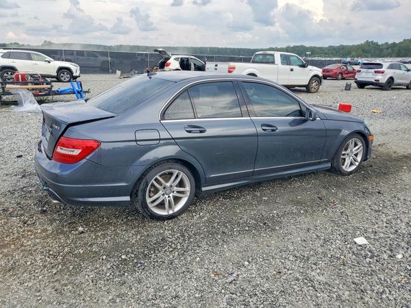 2013 MERCEDES-BENZ C C300