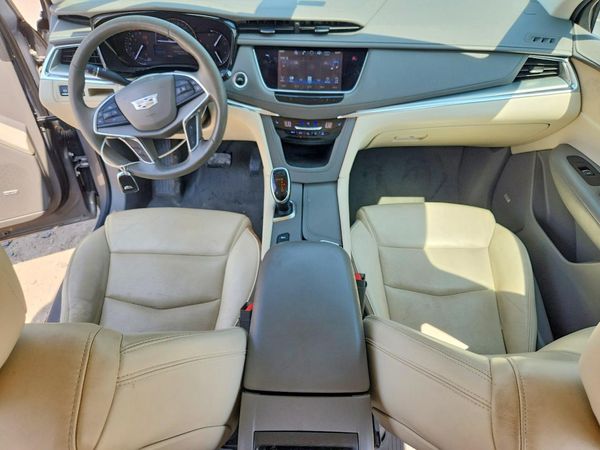 2018 CADILLAC XT5