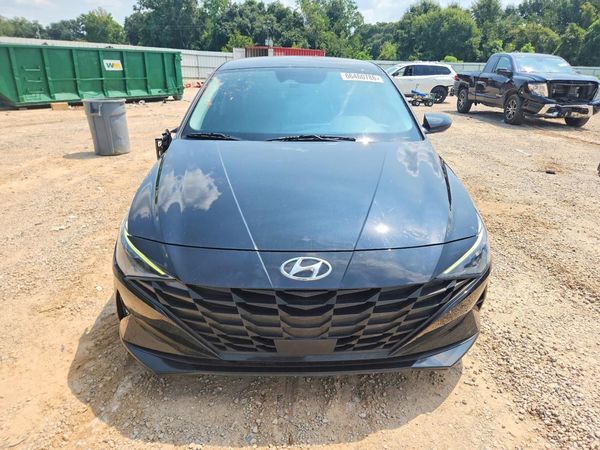 2022 HYUNDAI ELANTRA