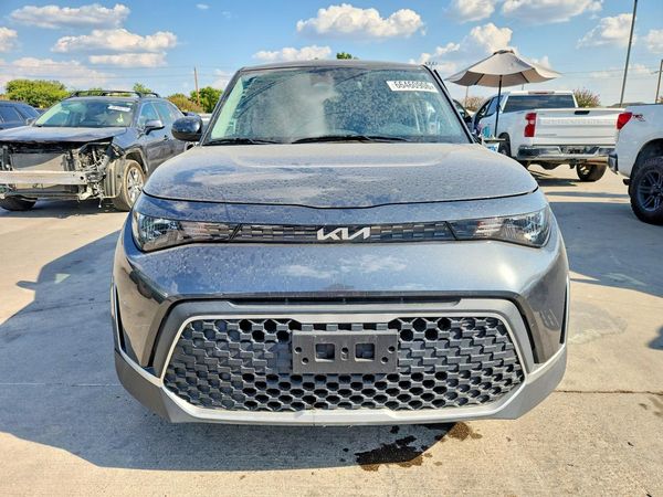 2023 KIA SOUL LX, S