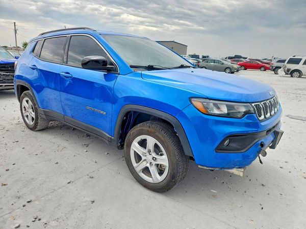 2023 JEEP COMPASS North, Latitude — Passenger 3/4