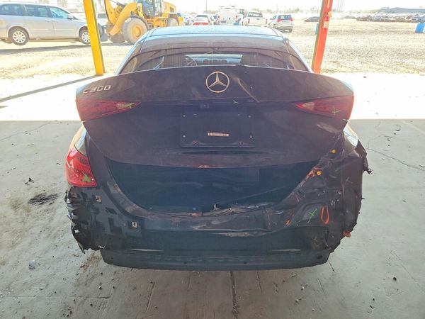 2022 MERCEDES-BENZ C C300