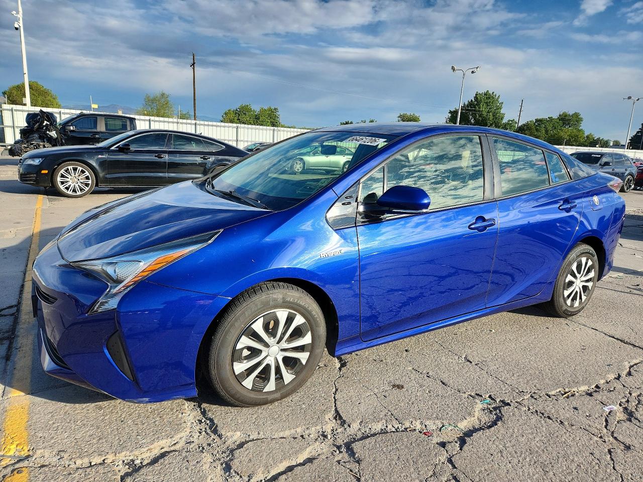 2016 TOYOTA PRIUS