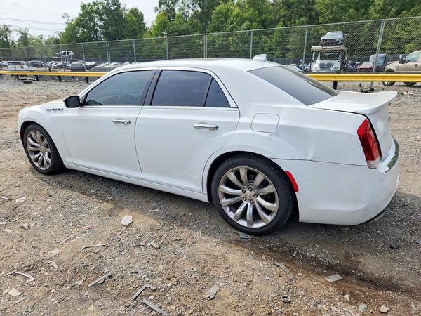 2018 CHRYSLER 300