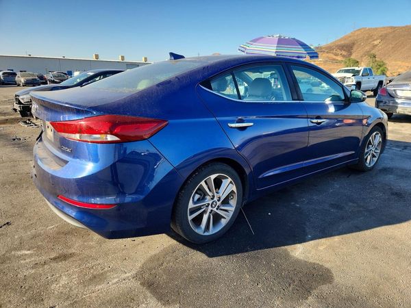 2017 HYUNDAI ELANTRA