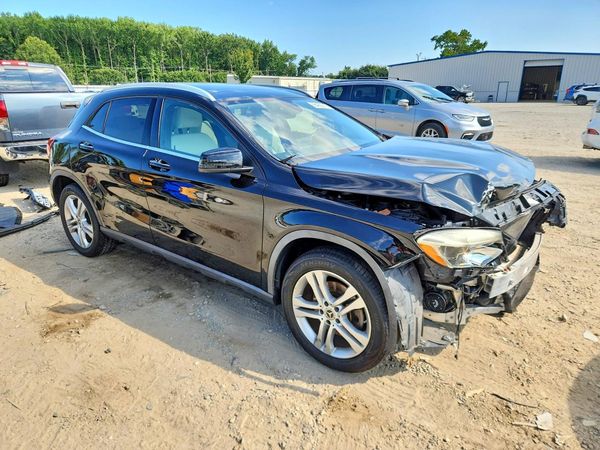 2018 MERCEDES-BENZ GLA GLA250-4M