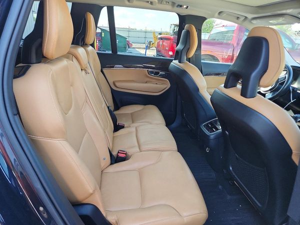 2016 VOLVO XC90 SV42 Momentum
