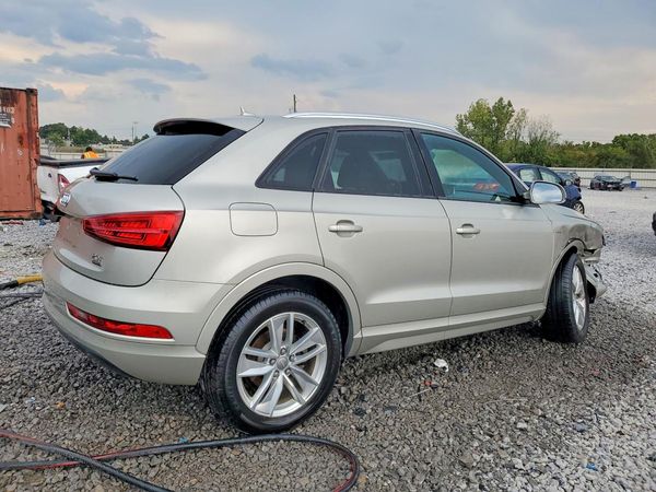 2018 AUDI Q3