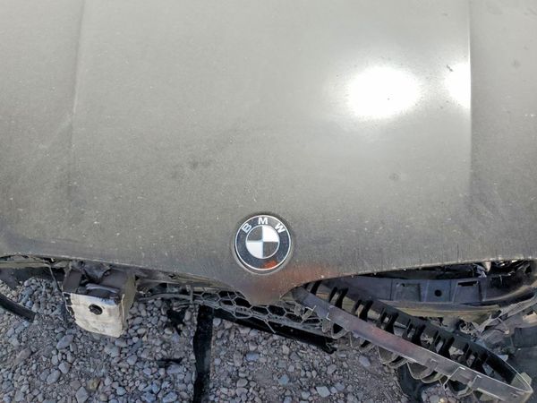 2014 BMW X5 xDrive35i — Engine bay
