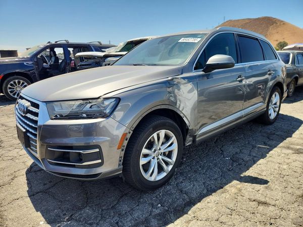 2017 AUDI Q7 quattro Premium Plus